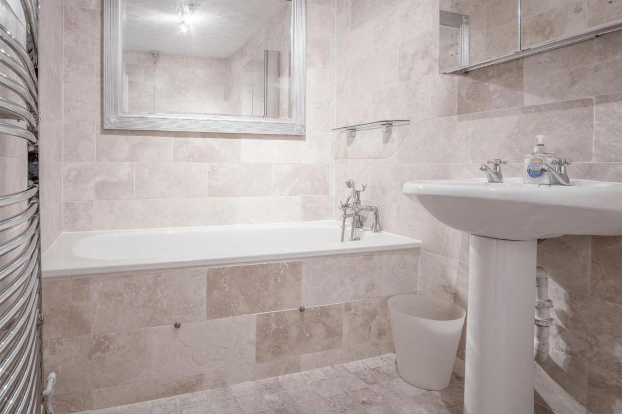 Captains Walk - 4 Bedroom Apartment - Saundersfoot Zewnętrze zdjęcie