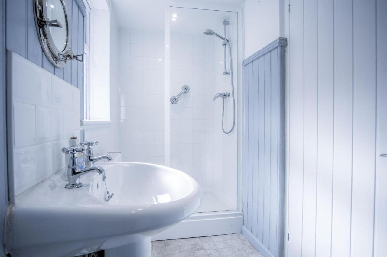 Captains Walk - 4 Bedroom Apartment - Saundersfoot Zewnętrze zdjęcie